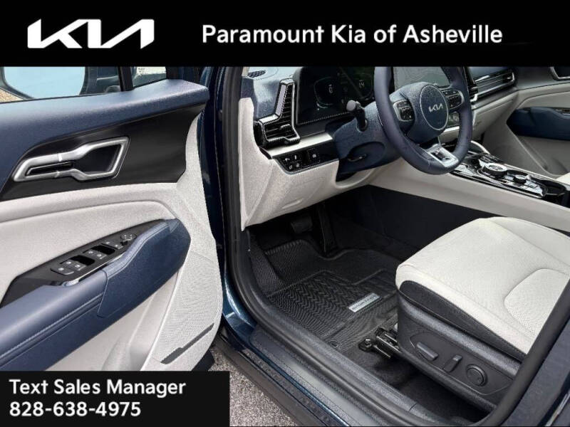 2025 Kia Sportage Hybrid EX