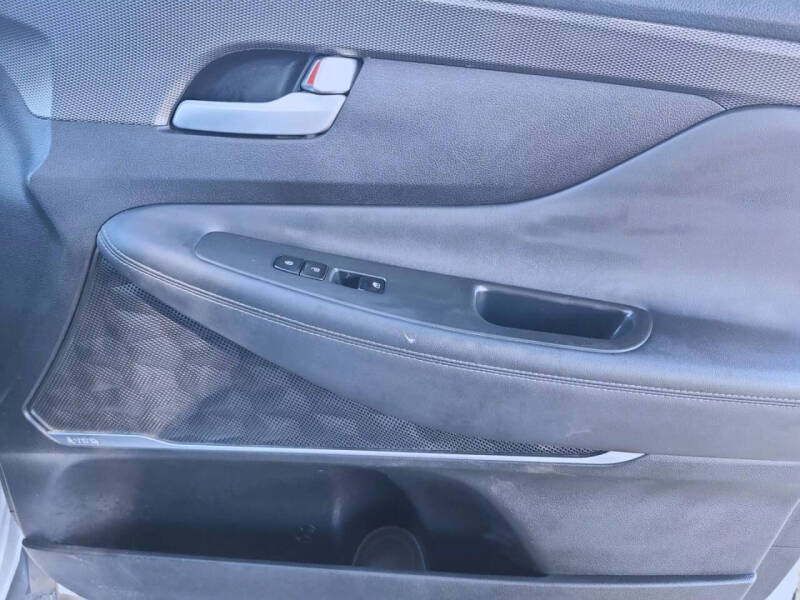 2019 Hyundai Santa Fe Limited 2.0T