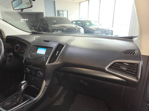 2016 Ford Edge SE