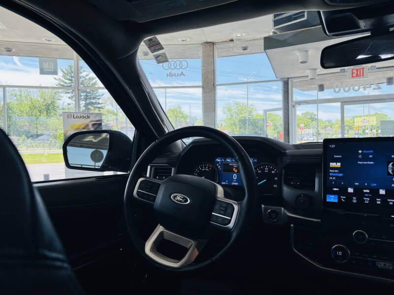 2024 Ford Expedition MAX XLT