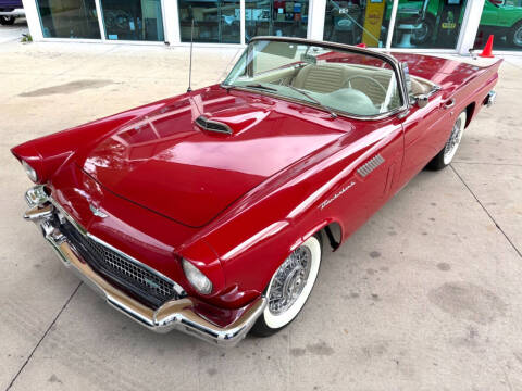 1957 Ford Thunderbird