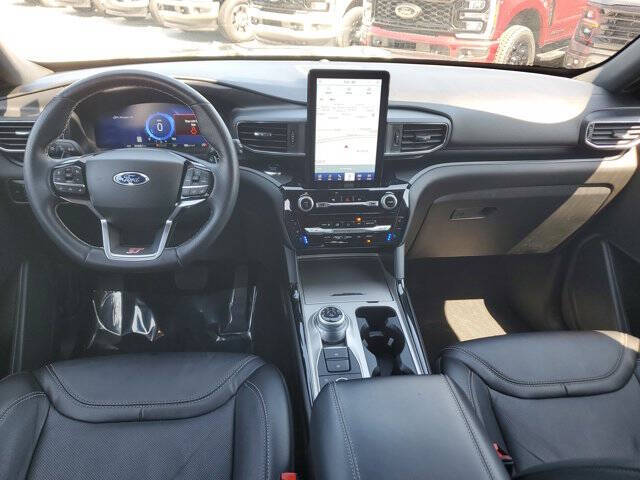 2023 Ford Explorer ST
