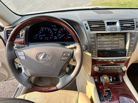2011 Lexus LS 460