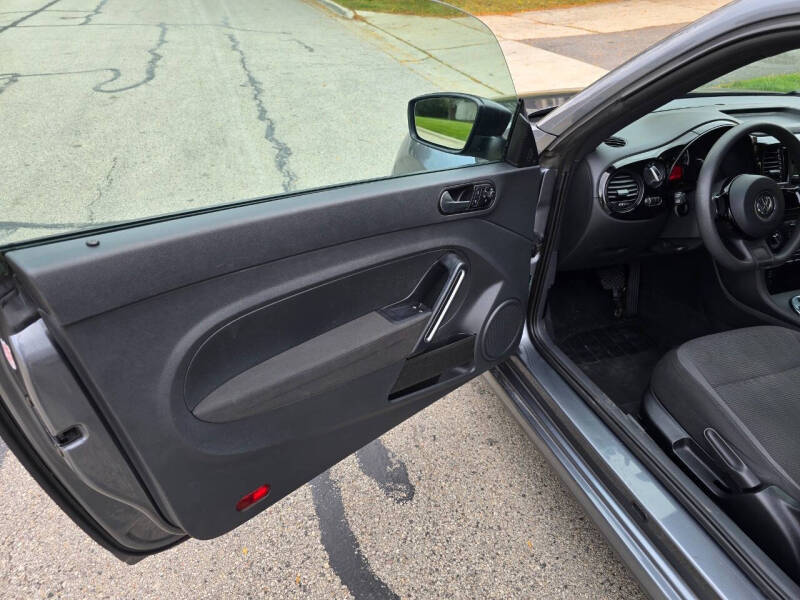 2014 Volkswagen Beetle 1.8T Entry PZEV