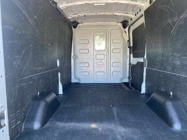 2024 Ford Transit 250