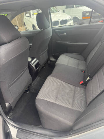 2016 Toyota Camry LE