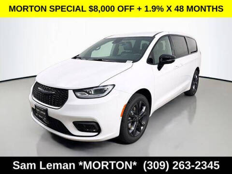 2026 Chrysler Pacifica Select
