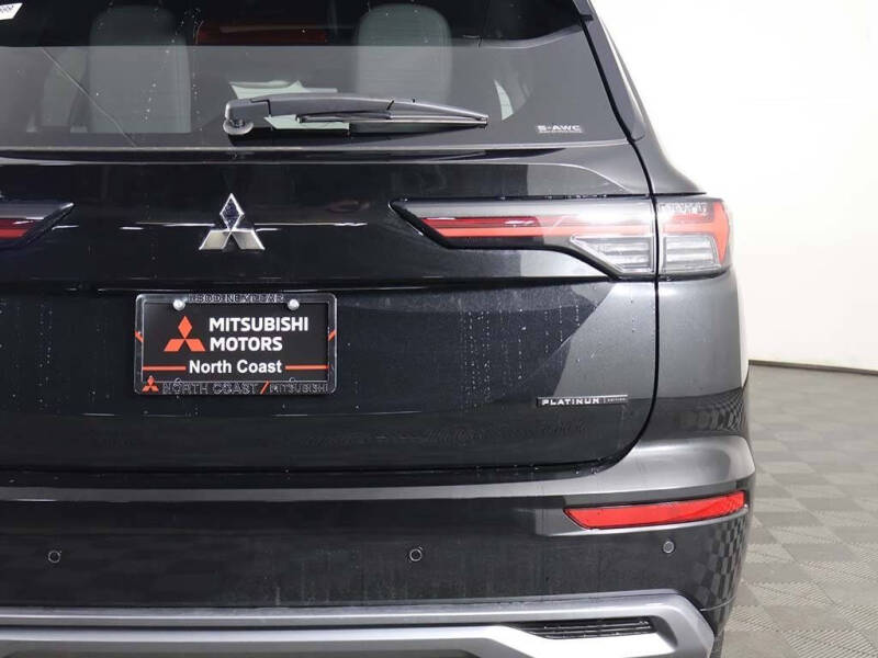 2025 Mitsubishi Outlander SEL Platinum Edition