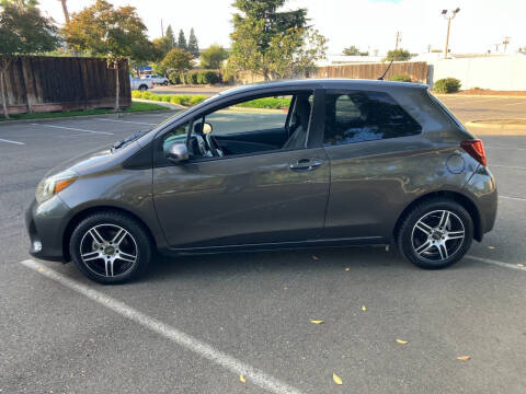 2015 Toyota Yaris 3-Door L