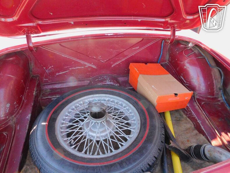 1974 MG B