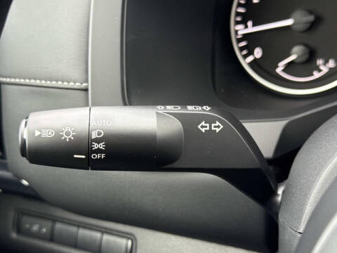 2025 Nissan Pathfinder S