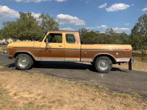 1975 Ford F-250