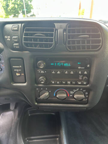 2003 Chevrolet S-10 LS