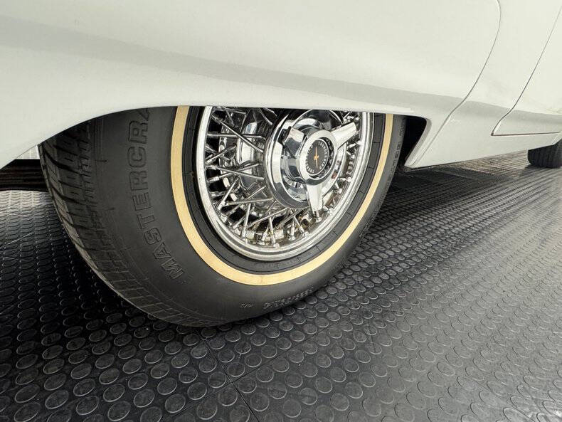 1962 Ford Thunderbird