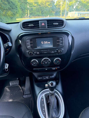 2016 Kia Soul +