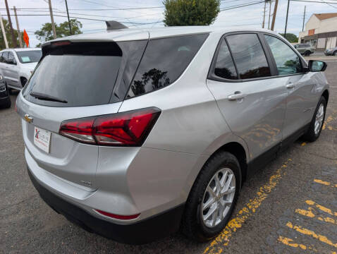 2022 Chevrolet Equinox LS