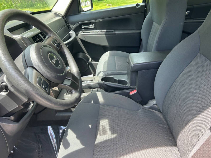 2012 Jeep Liberty Arctic