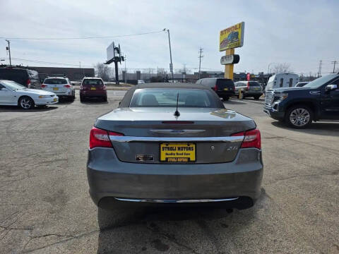 2012 Chrysler 200 Touring