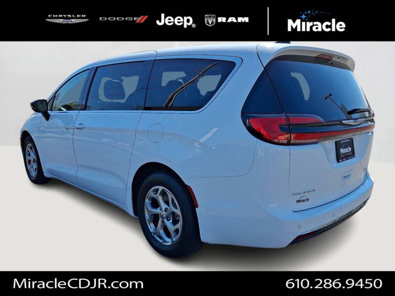 2024 Chrysler Pacifica Limited