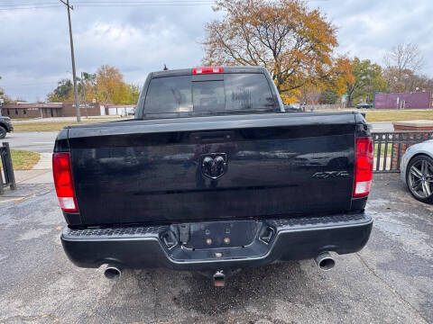 2018 RAM 1500 SLT