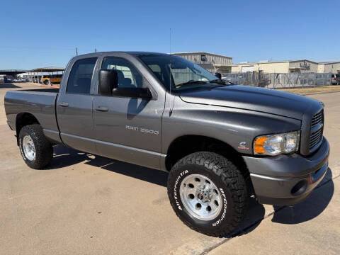 2004 Dodge Ram 2500 SLT Photo