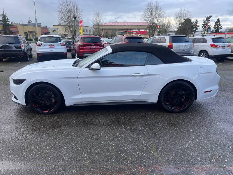 2015 Ford Mustang V6