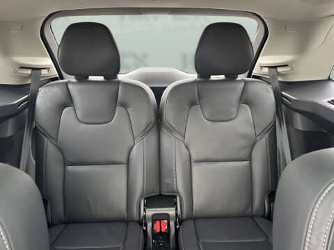 2024 Volvo XC90 B6 Ultimate Bright Theme 6P