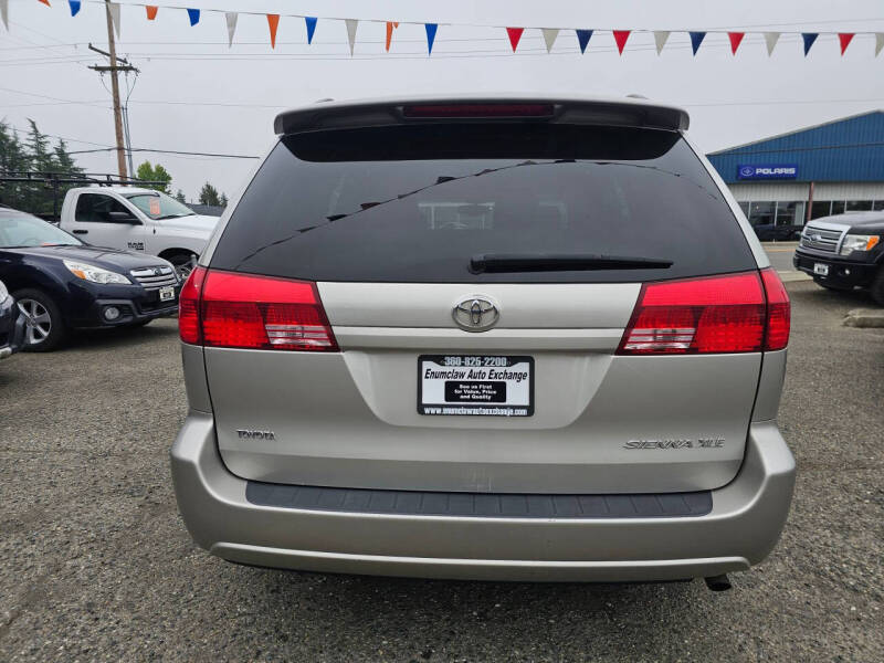 2004 Toyota Sienna XLE 7 Passenger