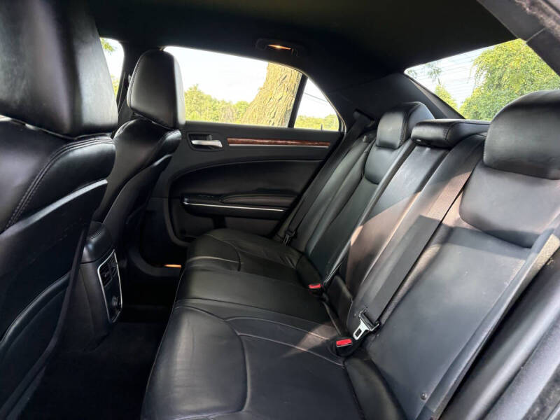 2014 Chrysler 300