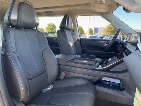 2025 Infiniti QX80 Sensory