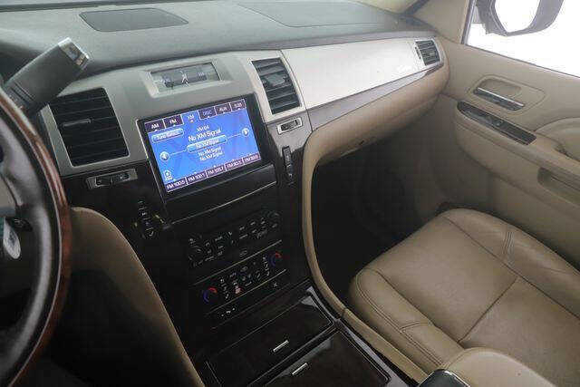 2014 Cadillac Escalade ESV Luxury