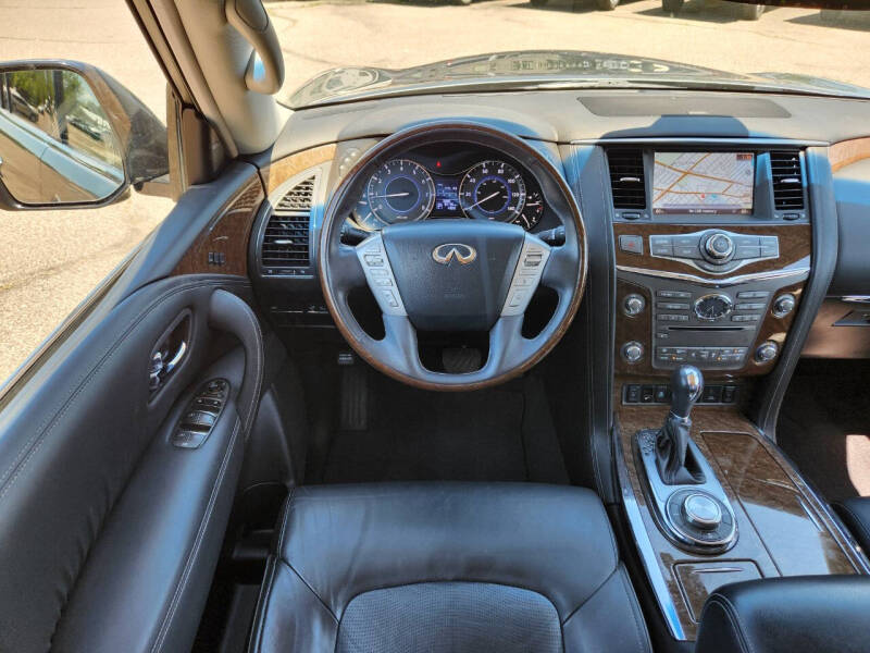2017 Infiniti QX80