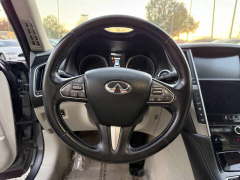 2015 Infiniti Q50 Premium