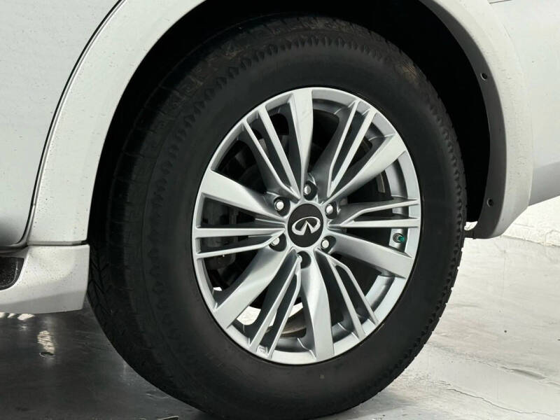 2020 Infiniti QX80 Luxe