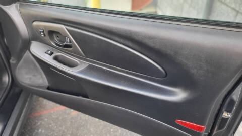 2000 Chevrolet Monte Carlo LS