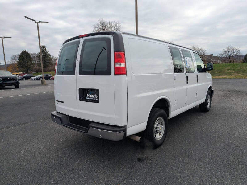 2024 Chevrolet Express 2500