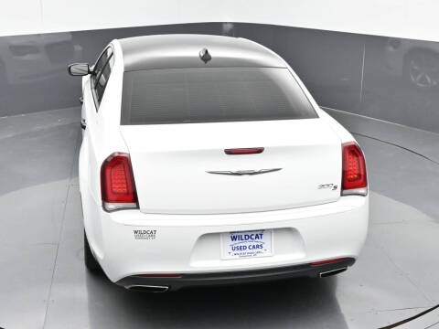 2019 Chrysler 300 S