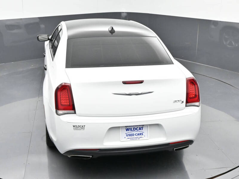 2019 Chrysler 300 S