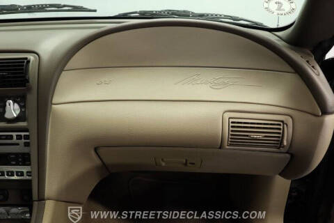 2001 Ford Mustang SVT Cobra