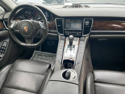 2015 Porsche Panamera