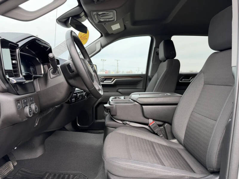 2025 Chevrolet Silverado 1500