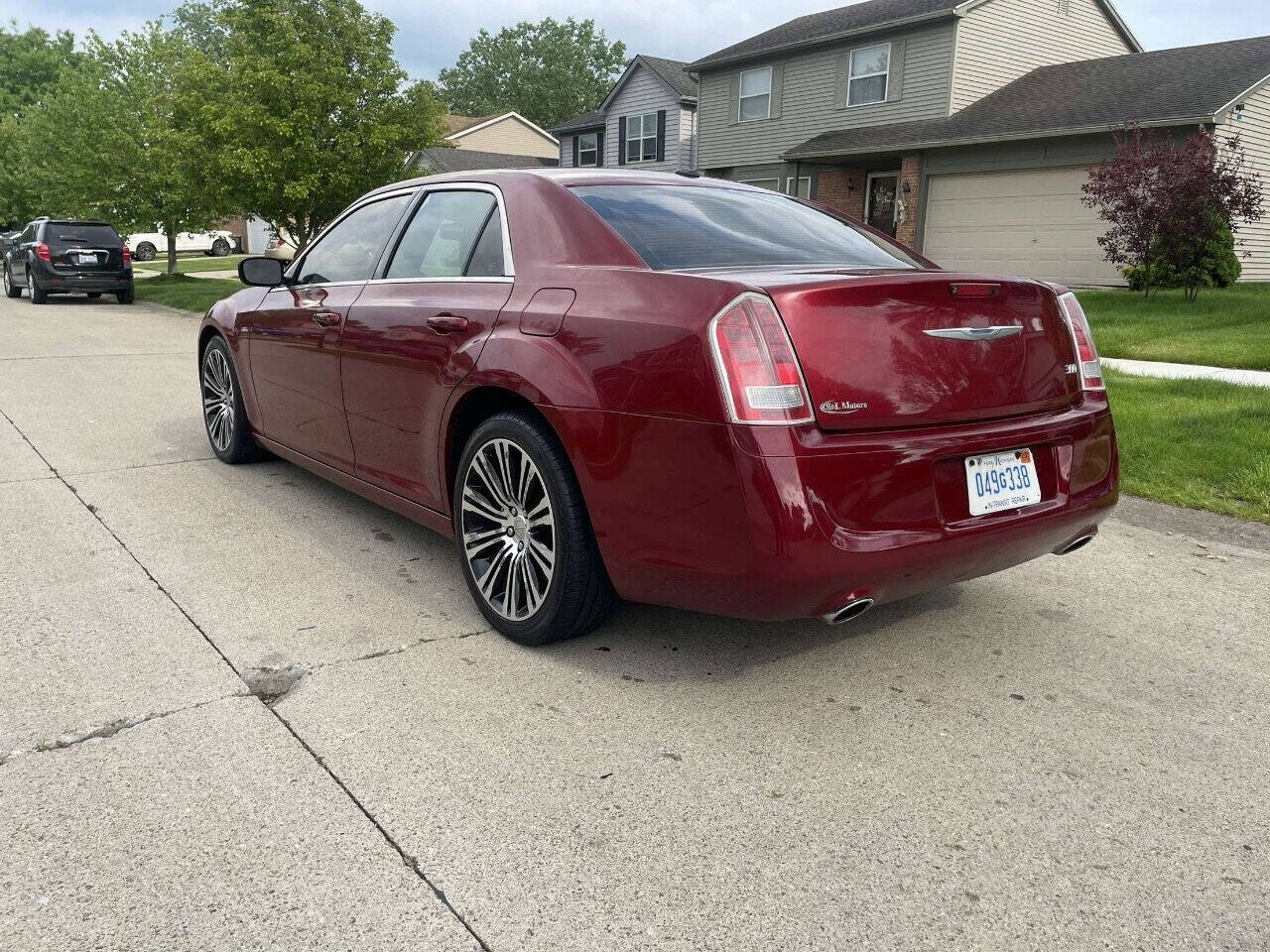 2013 Chrysler 300 for sale at ZAKS AUTO INC in Detroit, MI