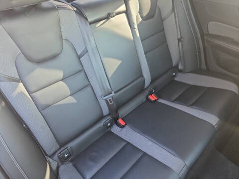 2024 Volvo S60 B5 Plus Black Edition