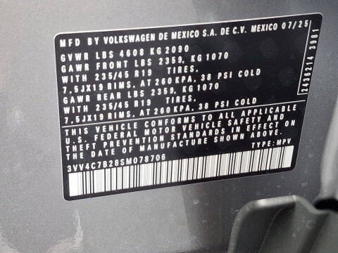 2025 Volkswagen Taos SEL 4Motion