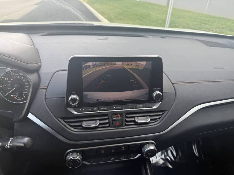 2019 Nissan Altima 2.5 SR