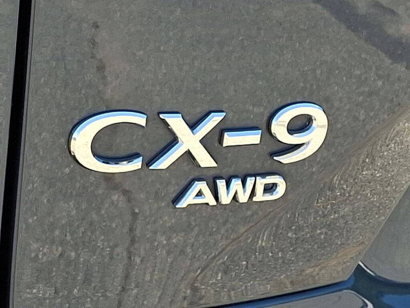 2023 Mazda CX-9 Carbon Edition