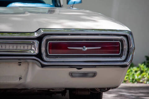 1964 Ford Thunderbird