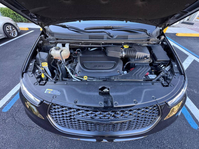 2021 Chrysler Pacifica Touring L