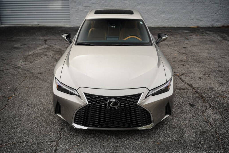 2023 Lexus IS 300