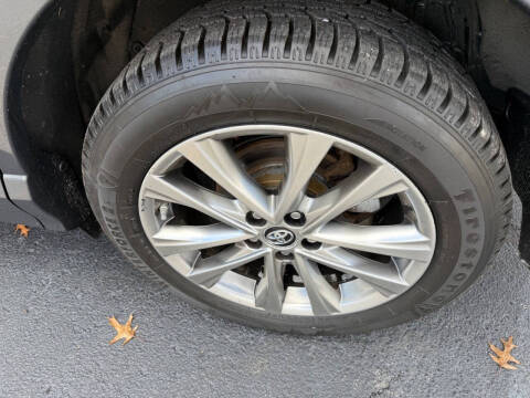 2017 Toyota RAV4 Platinum